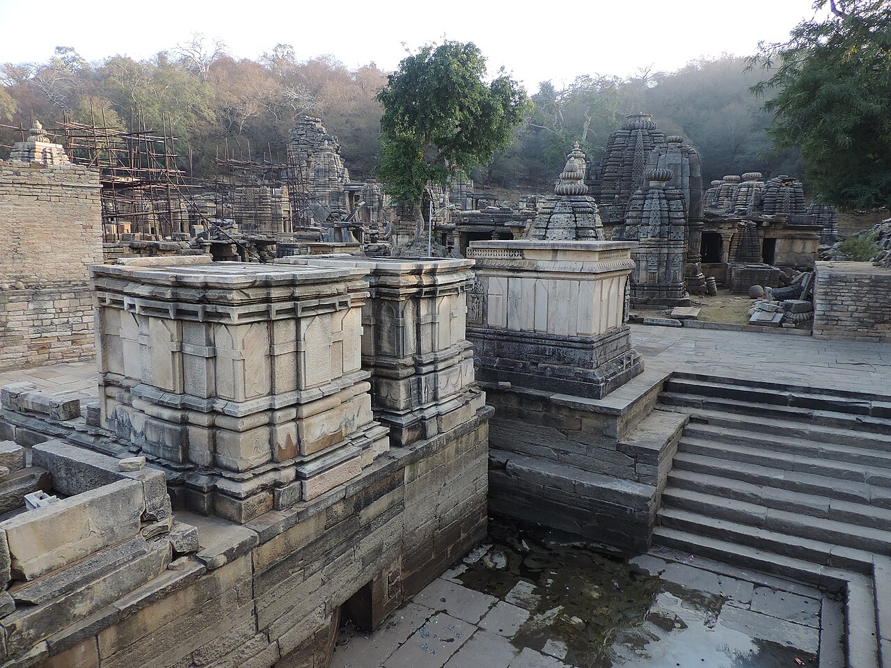Kulwara Shiva Temple, Kolaras