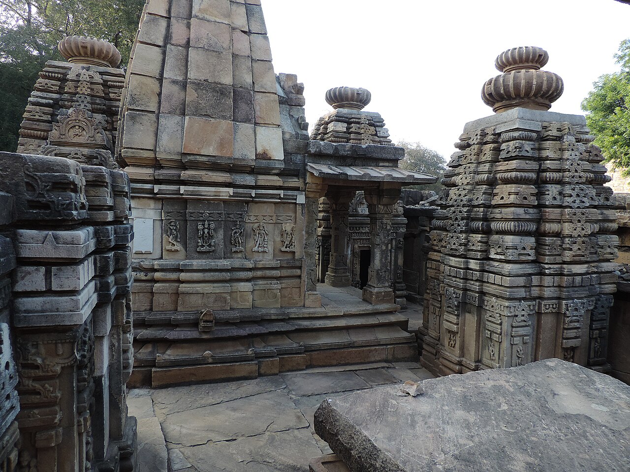 Rannod Chaurasia Shiva Temple