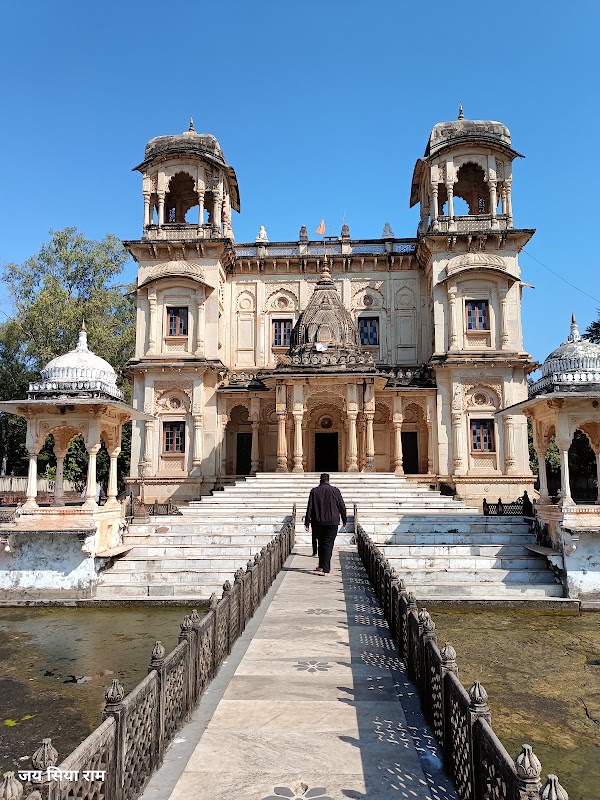 Royal Scindia Chhatris