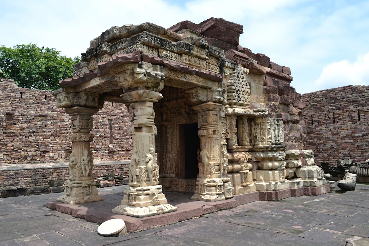 Surwaya Gadhi, Temples & Shaiva Monastery (ASI Protected)